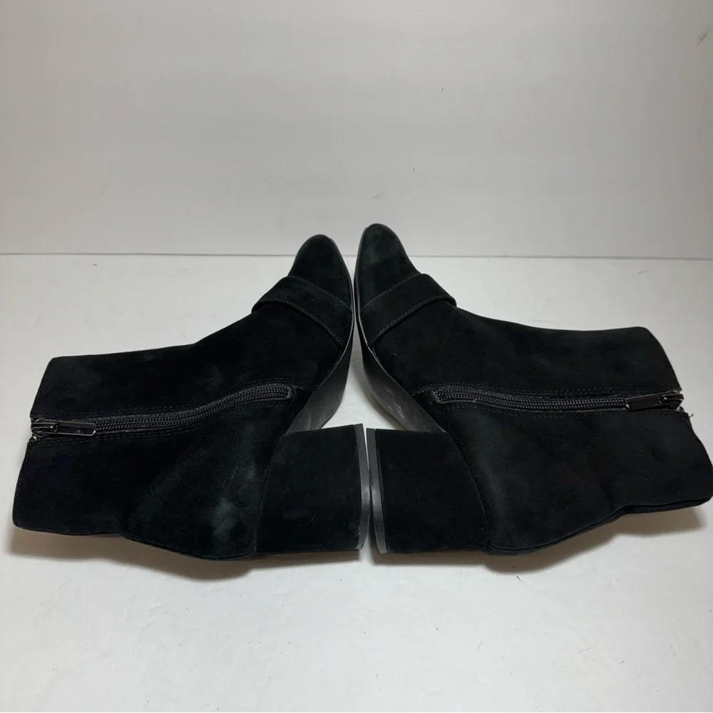 Bleecker & Bond Lacey Black Suede Leather  Heeled Booties Ankle Boots Size 7.5